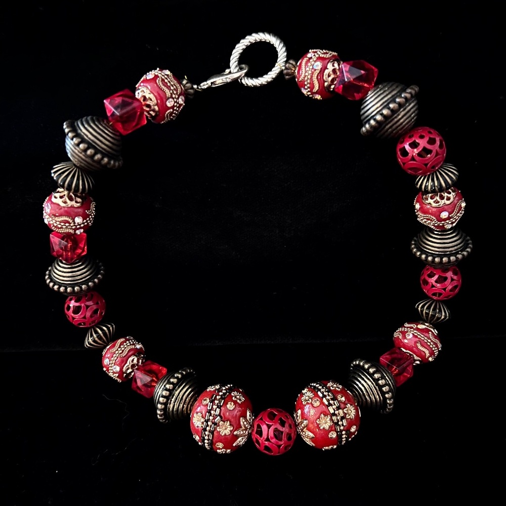RED NECKLACE